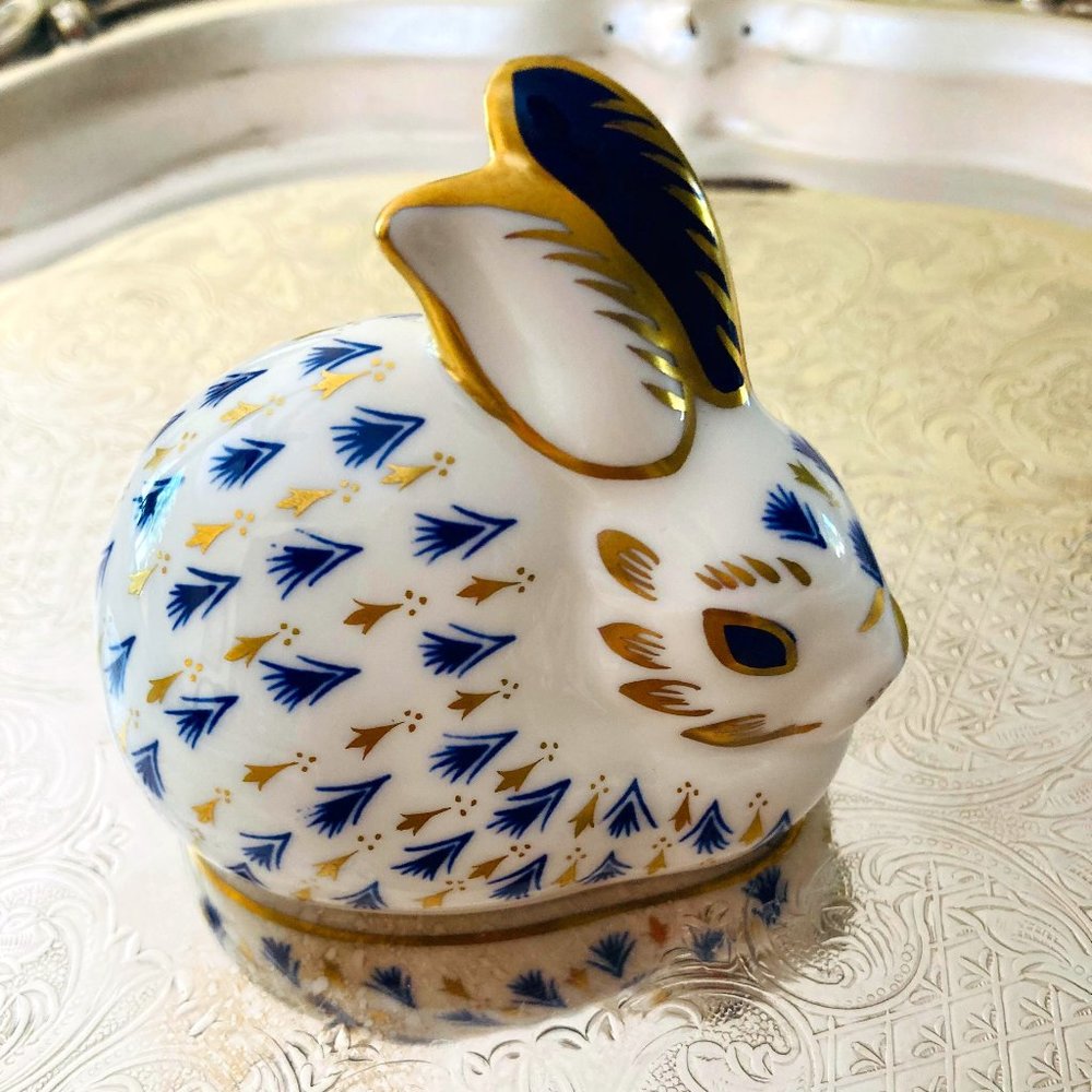 Royal Crown Derby Bone China Rabbit Fine China Bunny Rabbit Gold Details Mint